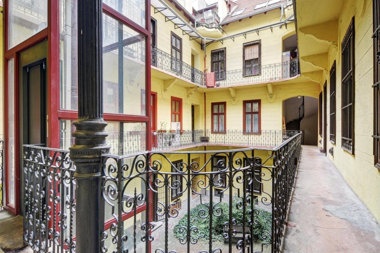 Apartamento Free Garage Parking, Ac And Bikes In The Downtown Budapest Exterior foto